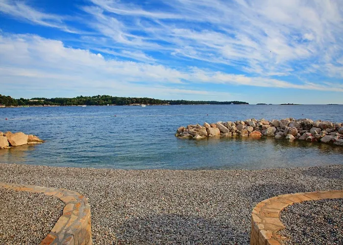 Semesterbostad Melisa 6 *